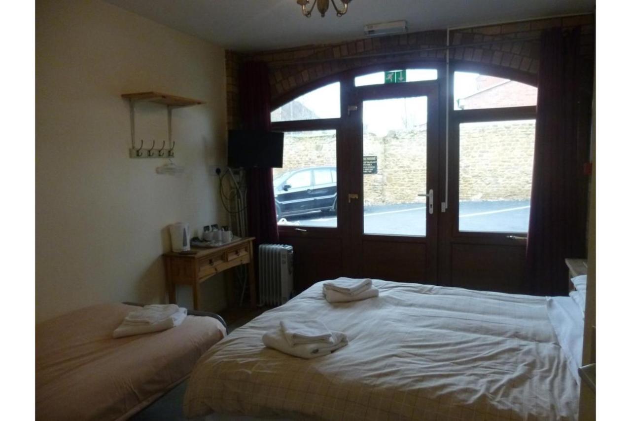 Rothwell House Hotel 3*